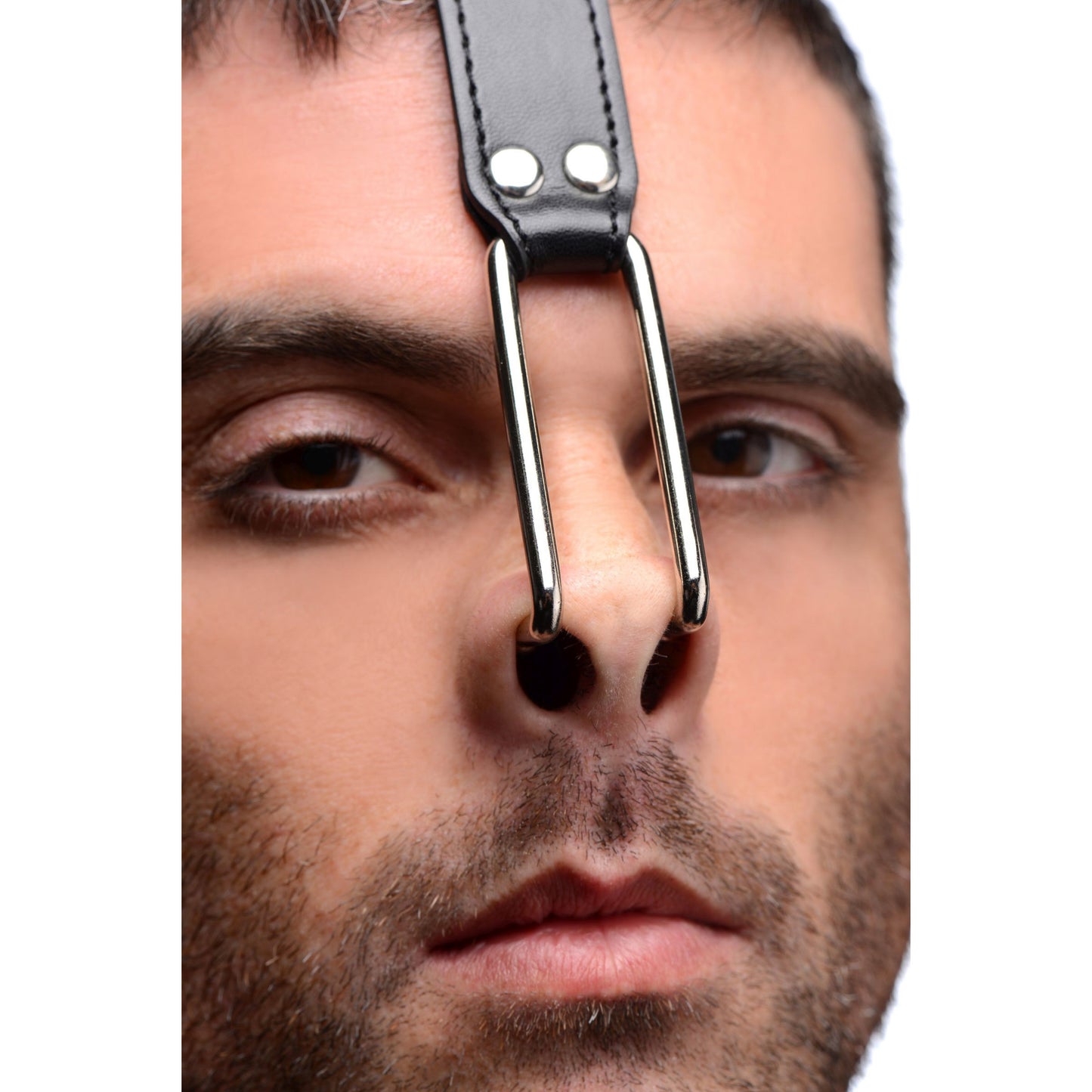 Collar With Nose Hook